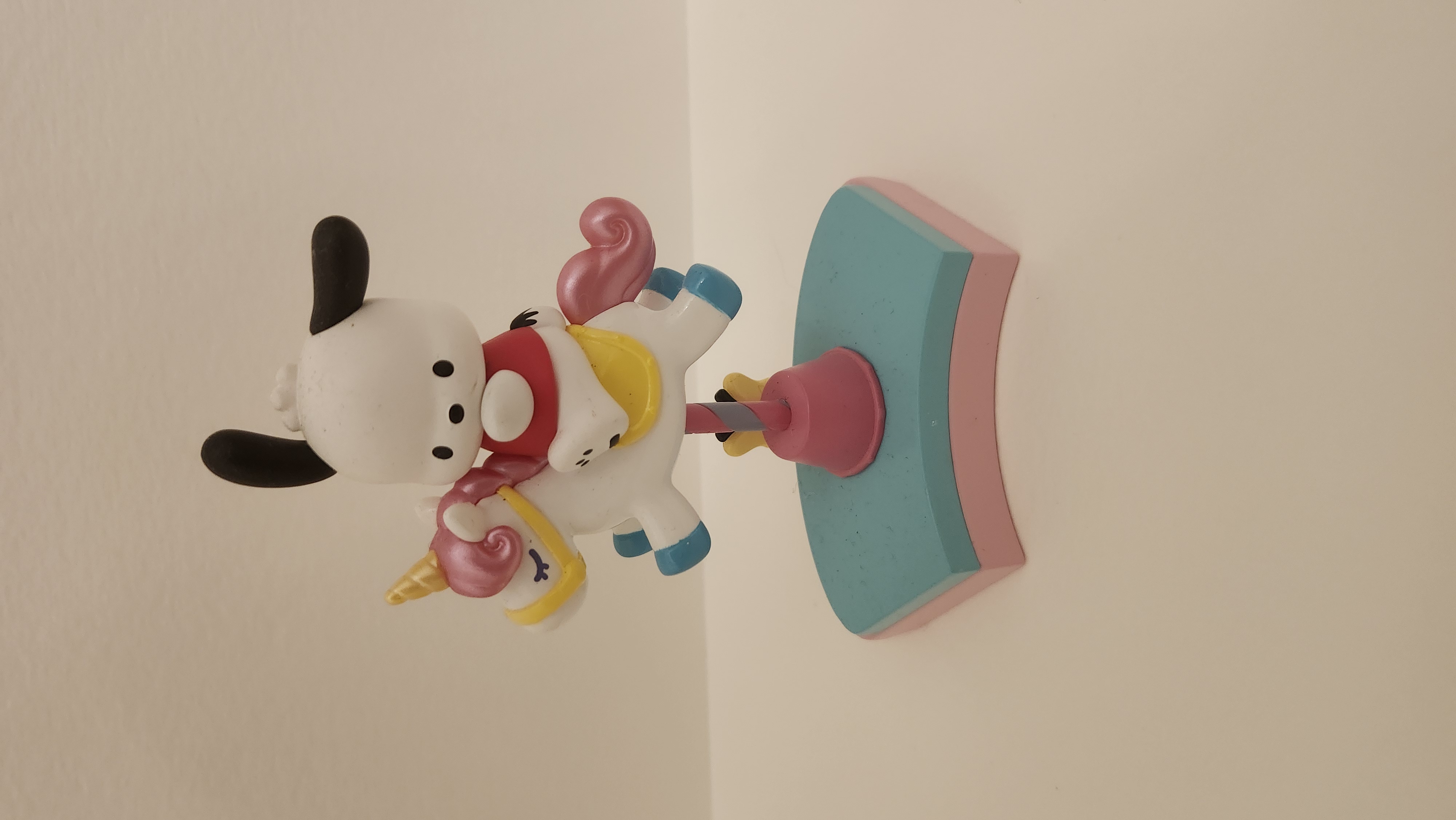 photo of plastic toy, angle 1